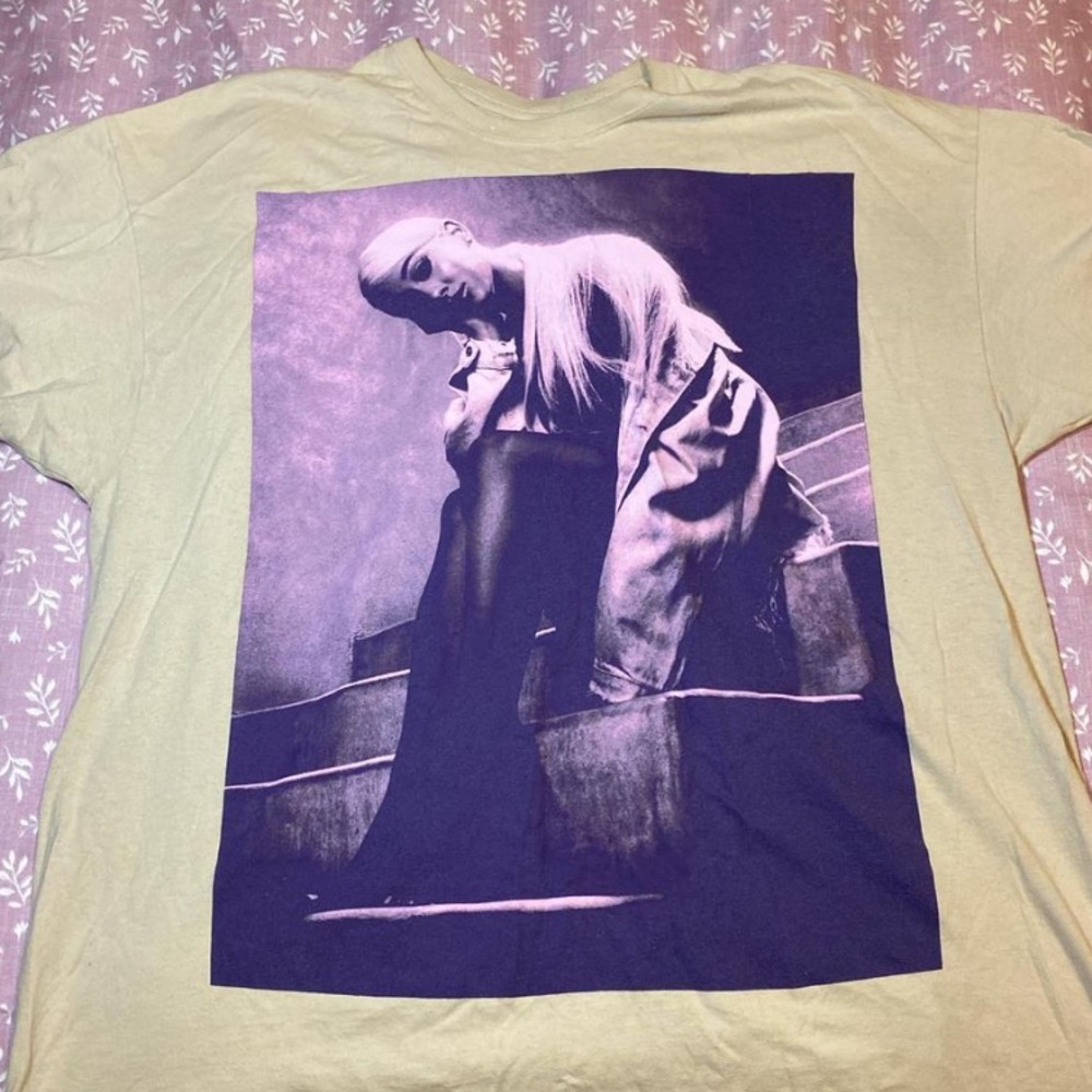 Ariana Grande Oversized T-shirt